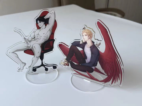 Standees